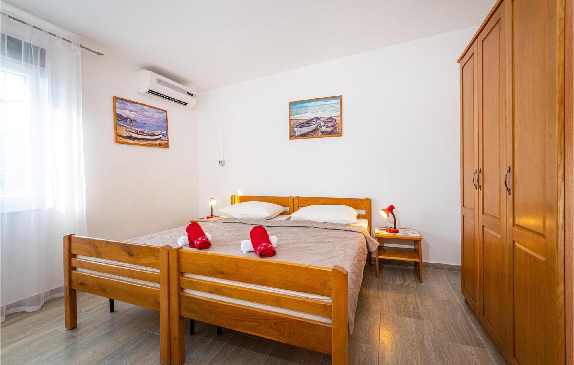 Beautiful Home In Rovanjska With Wifi Εξωτερικό φωτογραφία