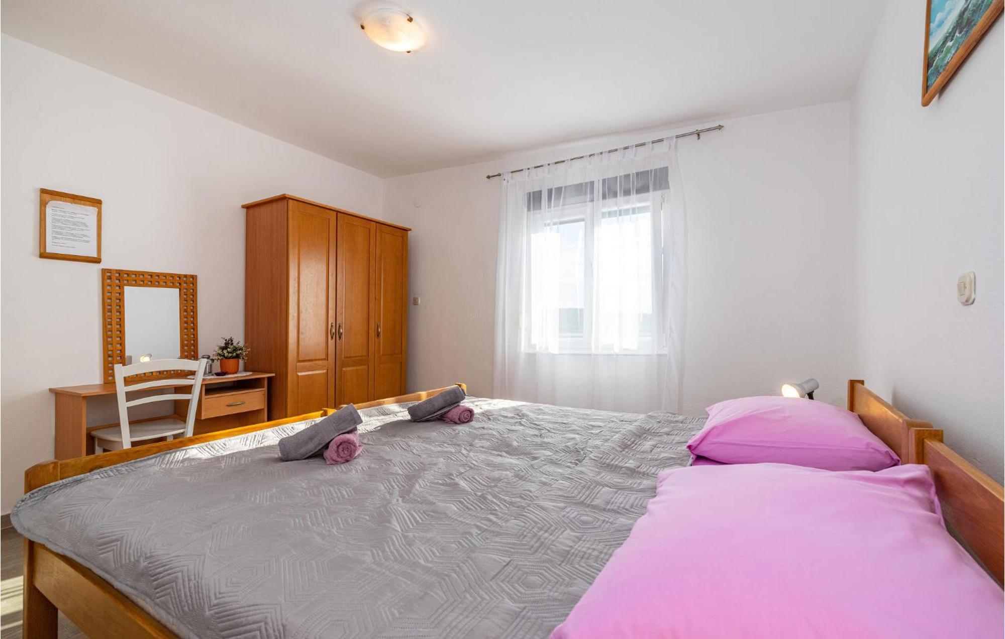 Beautiful Home In Rovanjska With Wifi Εξωτερικό φωτογραφία
