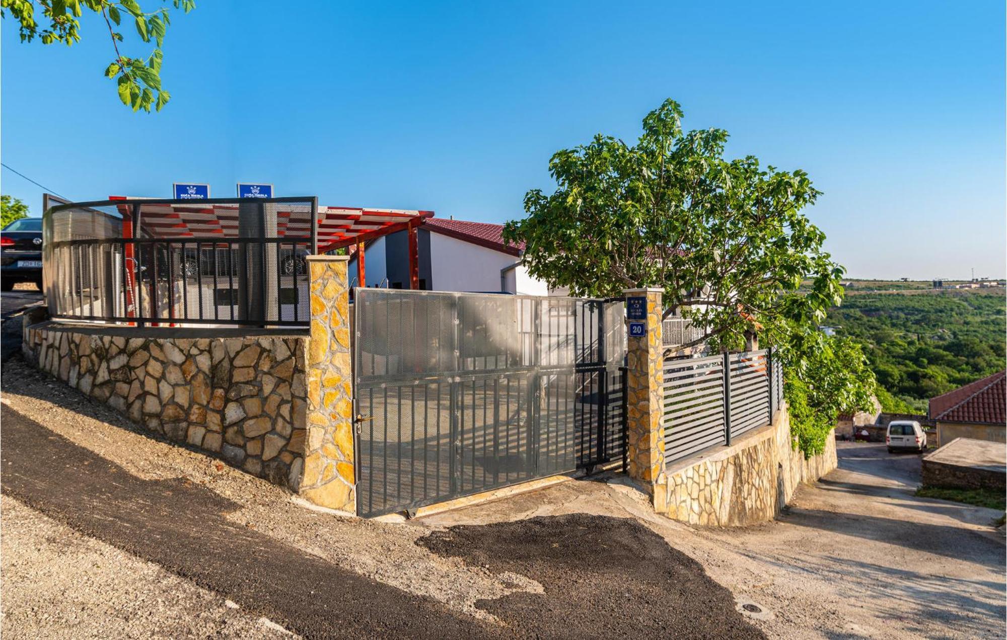 Beautiful Home In Rovanjska With Wifi Εξωτερικό φωτογραφία