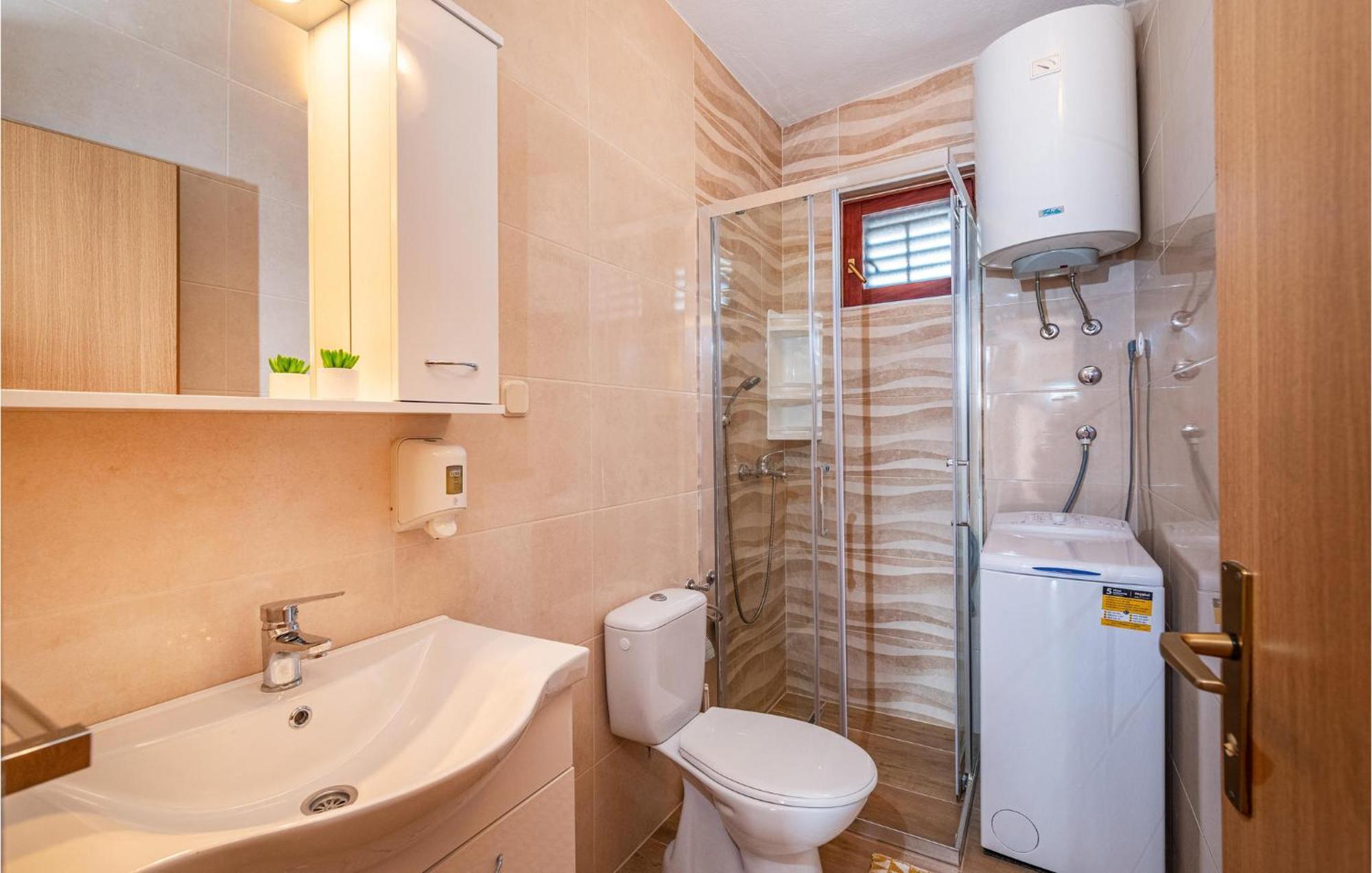 Beautiful Home In Rovanjska With Wifi Εξωτερικό φωτογραφία